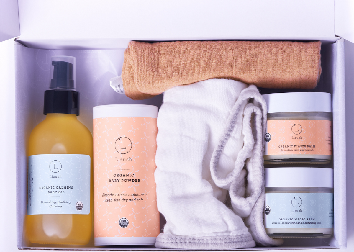 Organic Full Care New Baby Gift Set.