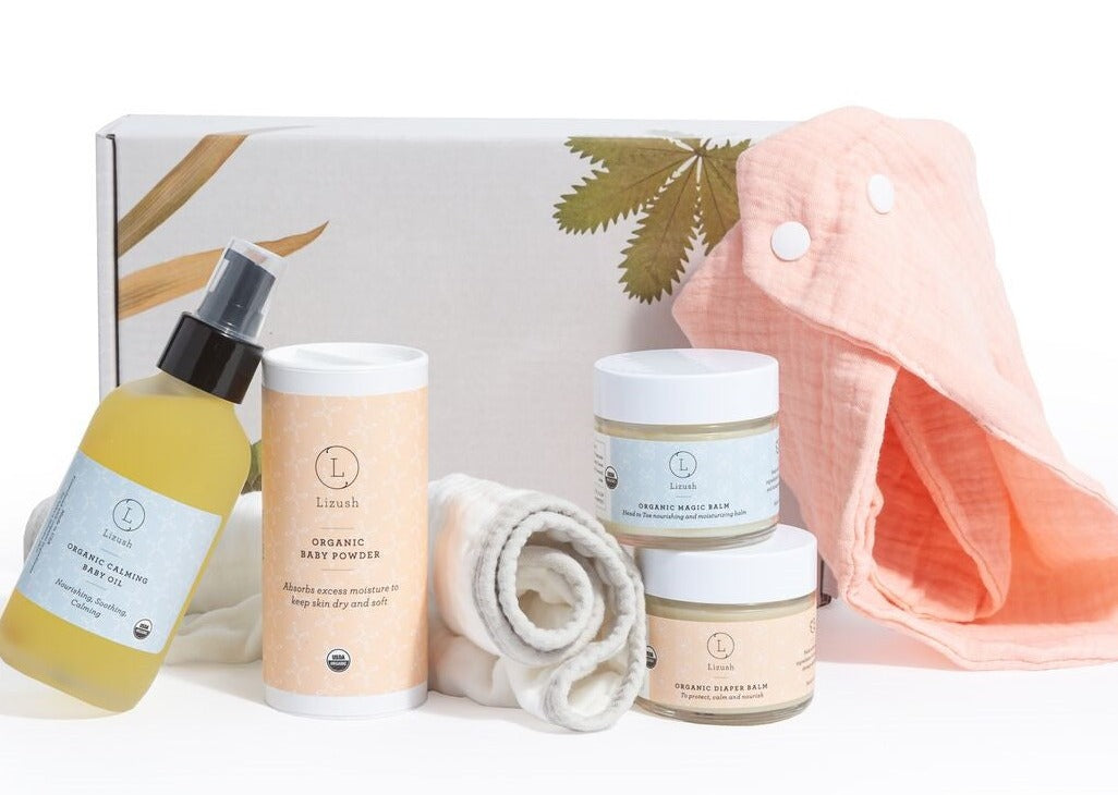 Organic Full Care New Baby Gift Set.
